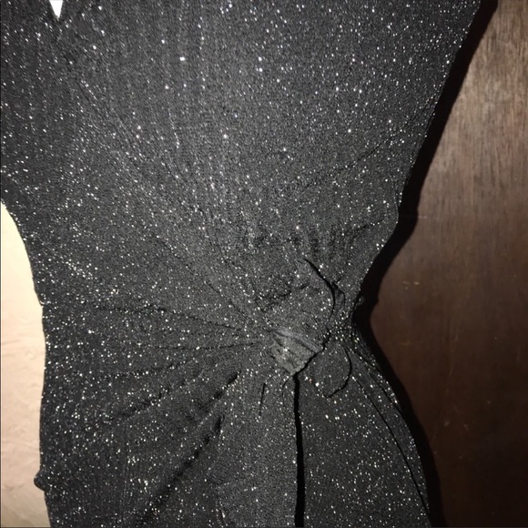 SHINY BLACK DRESS BRAND NEW🖤🤍🖤🤍 - Picture 4 of 5